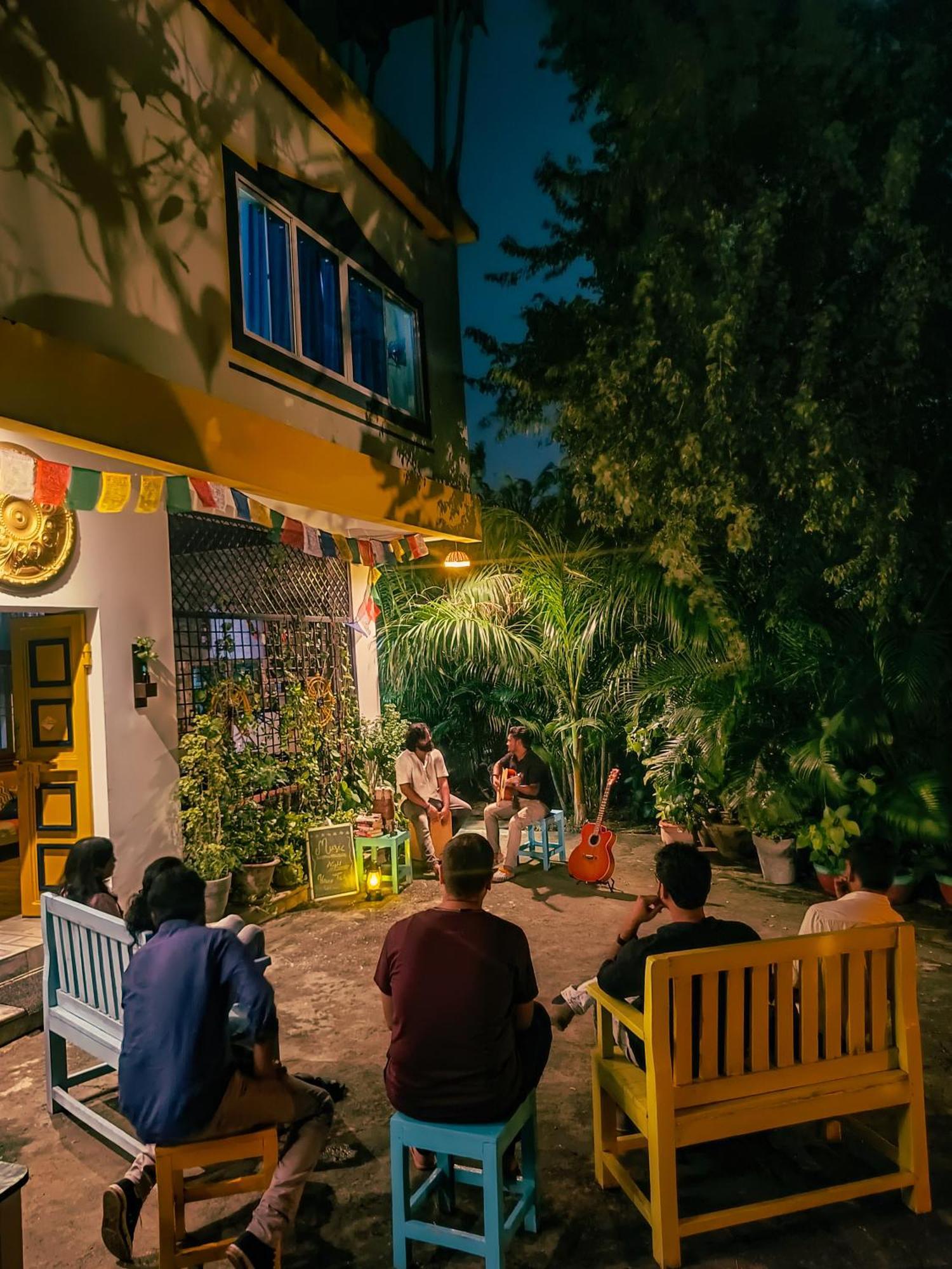 Housetale- A Traveller'S Home Bodh Gaya Exterior foto